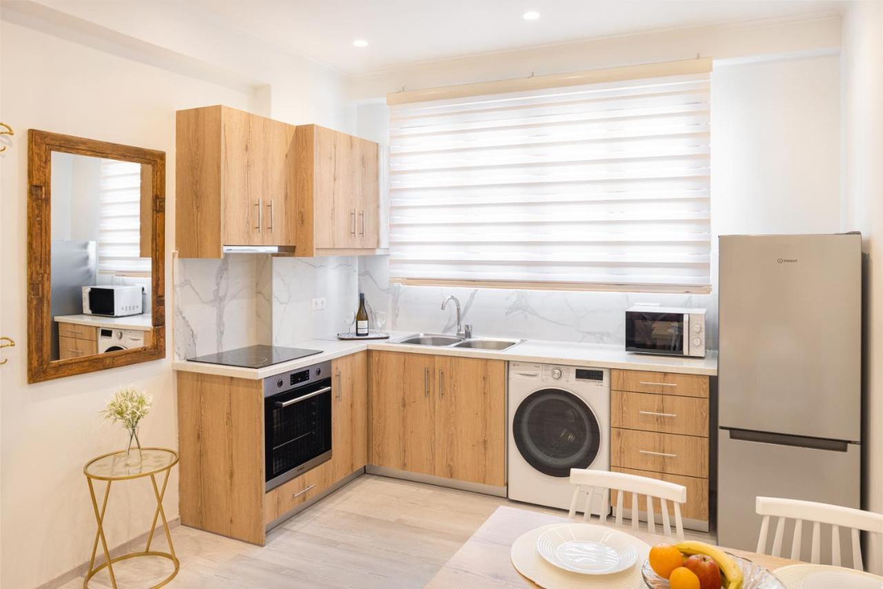 Fiera Luxury Apartments. Кокари Екстериор снимка